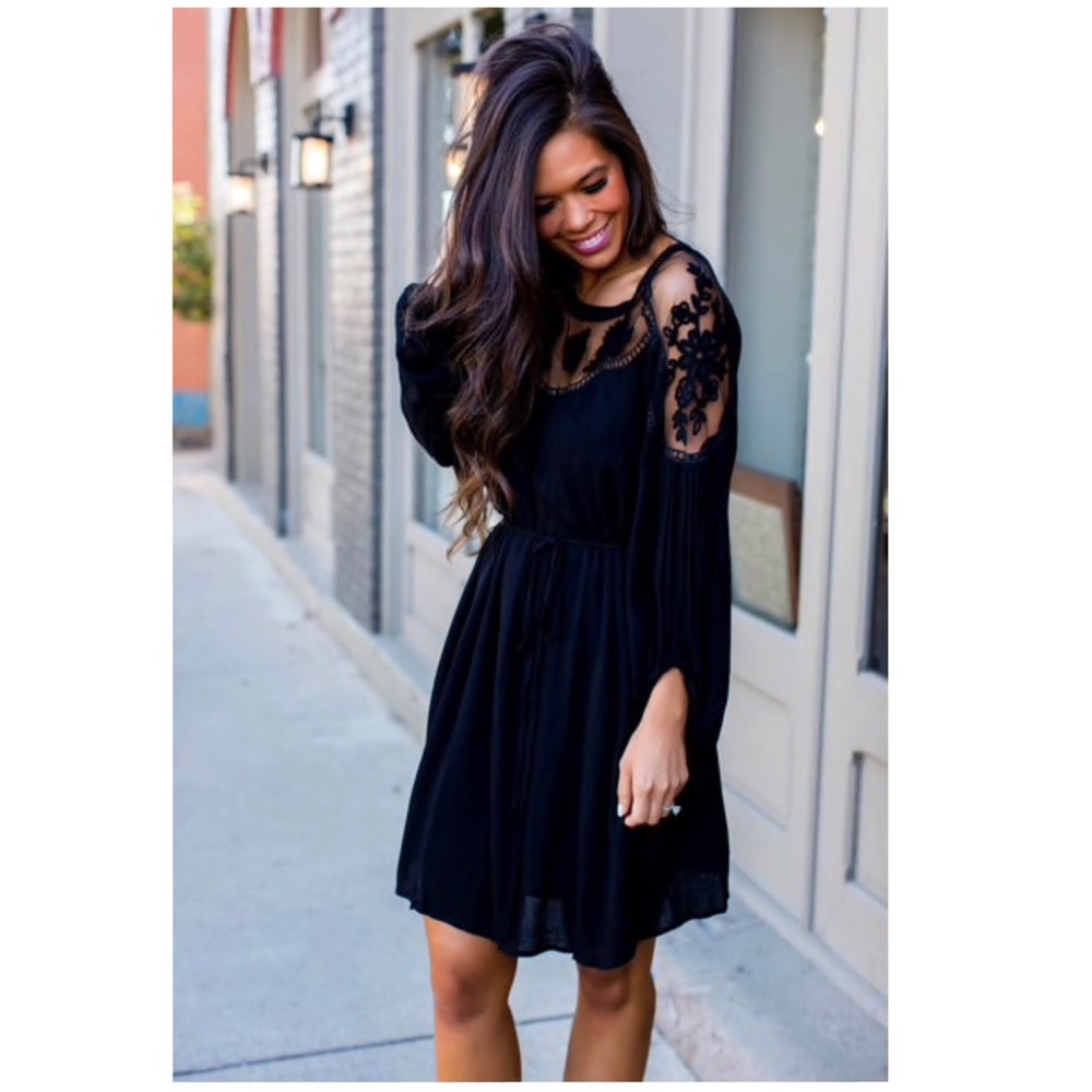 BRAND NEW with tags. black lace dress! 🖤🖤